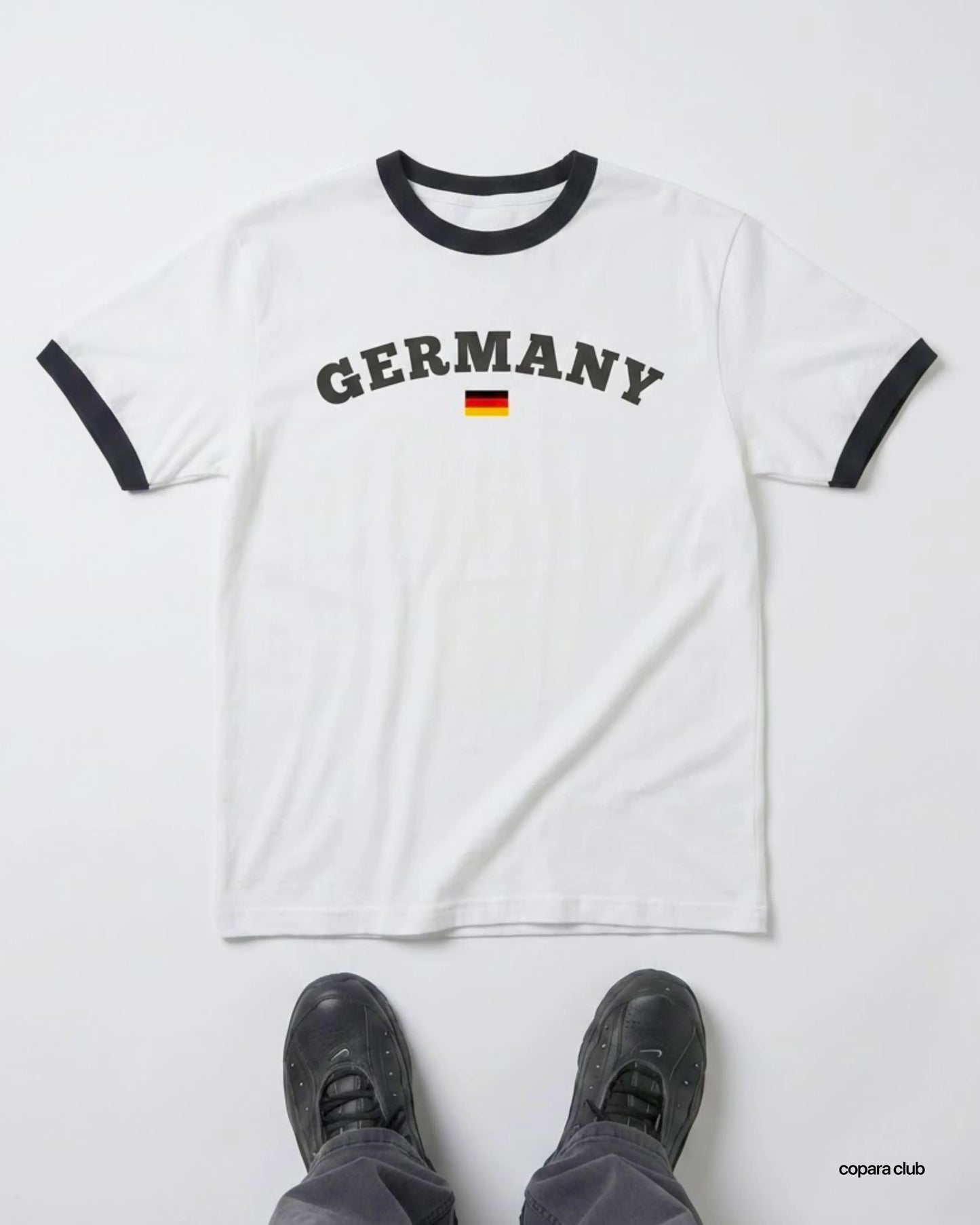 Germany Ringer T-Shirt weiß flach liegend im Vintage Fußball Design