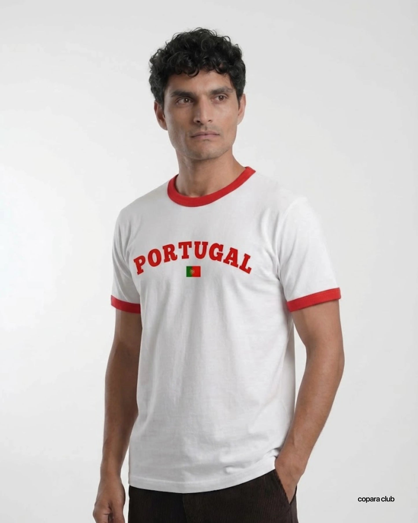 Herren Outfit mit Portugal Fußball T-Shirt im Vintage Ringer Look