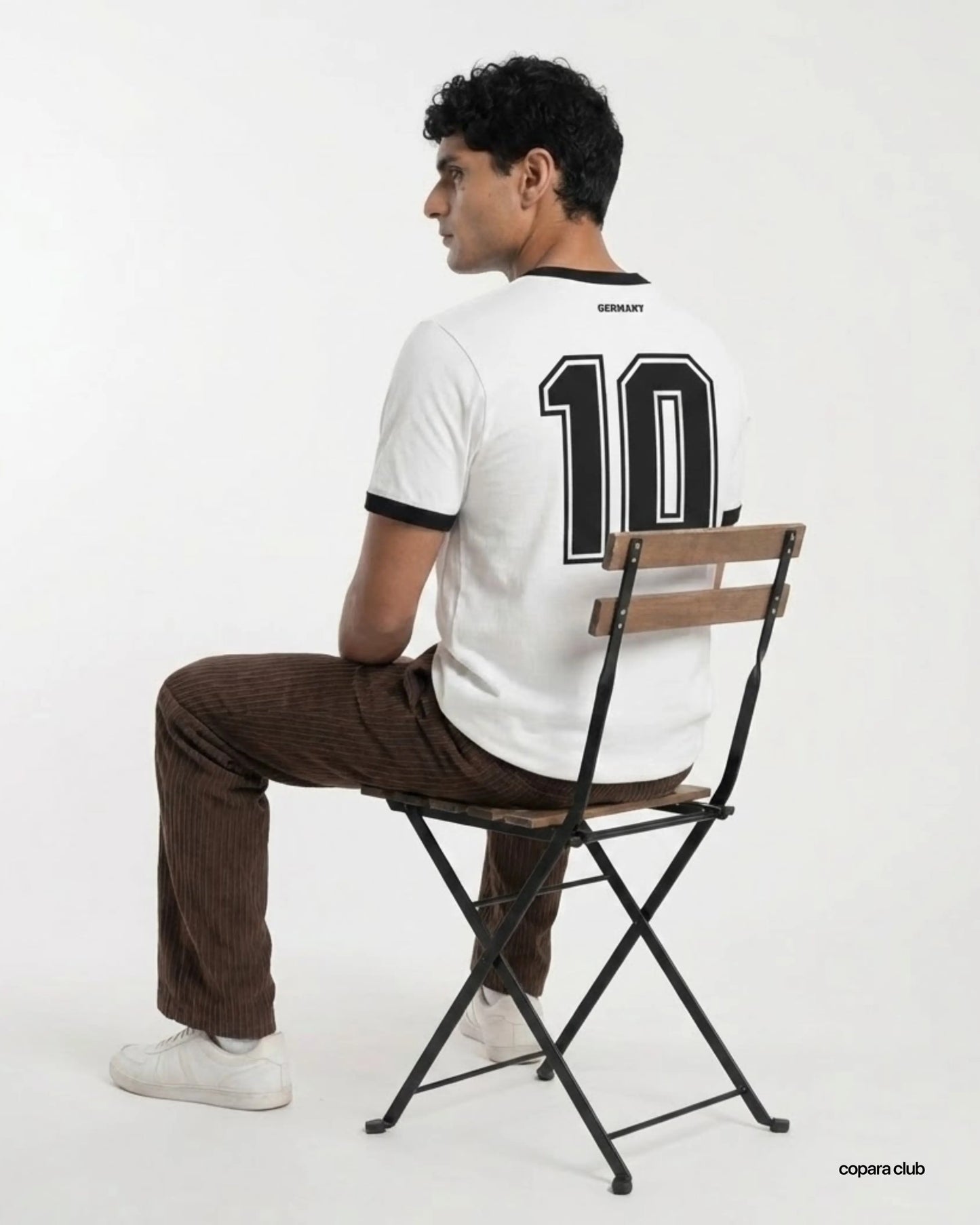 Rückseite Germany Ringer T-Shirt mit Nummer 10 im Fußball Trikot Stil