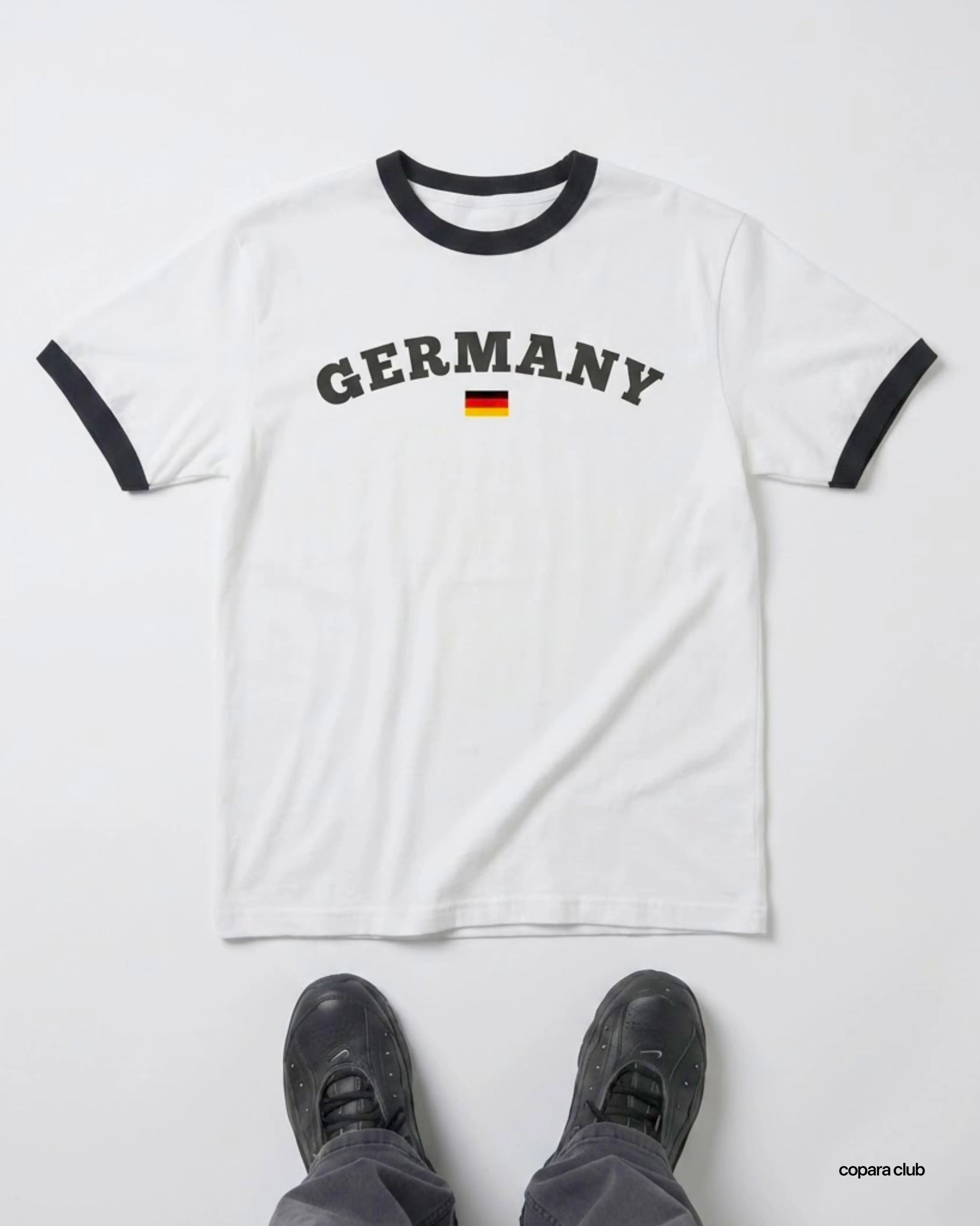 Germany Ringer T-Shirt weiß flach liegend im Vintage Fußball Design